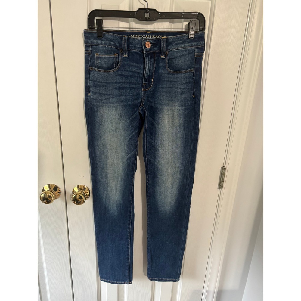 American Eagle Super Stretch Skinny Jeans Medium Wash Blue Denim Size 2 Regular